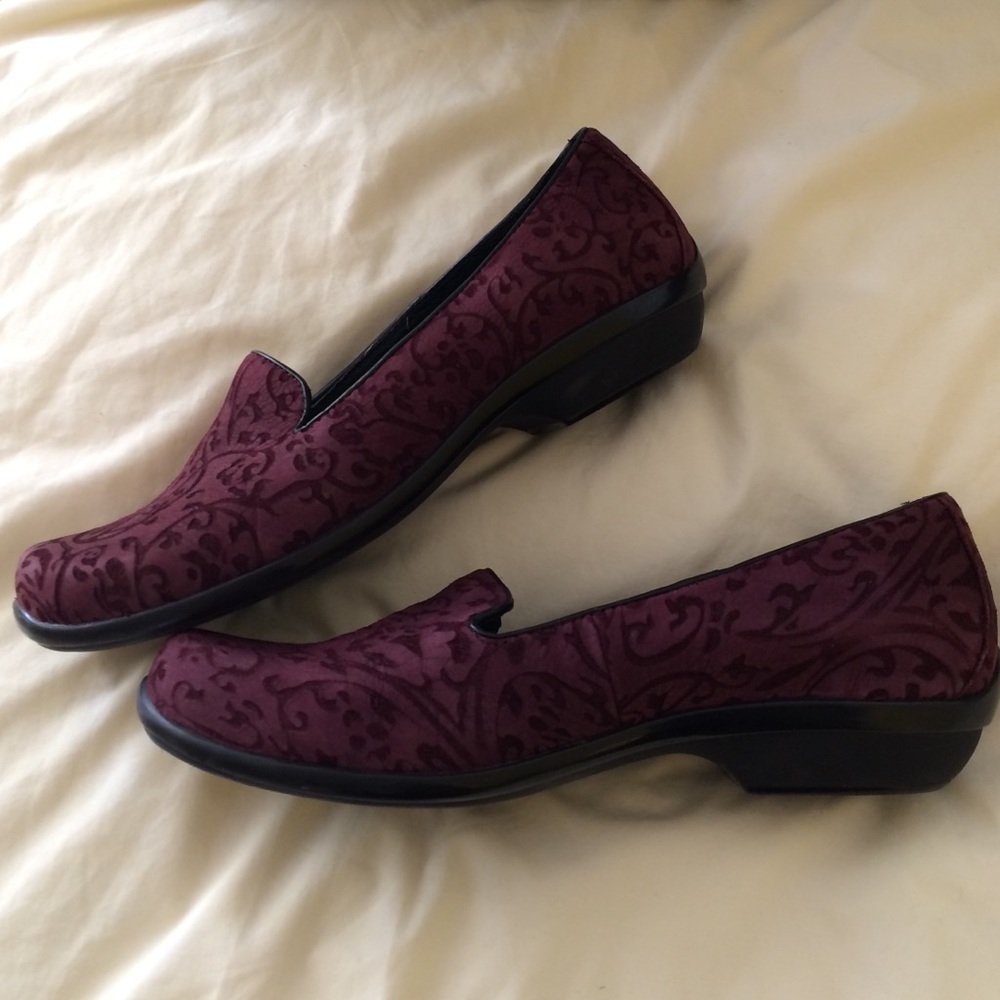 Dansko loafers in purple detailed suede